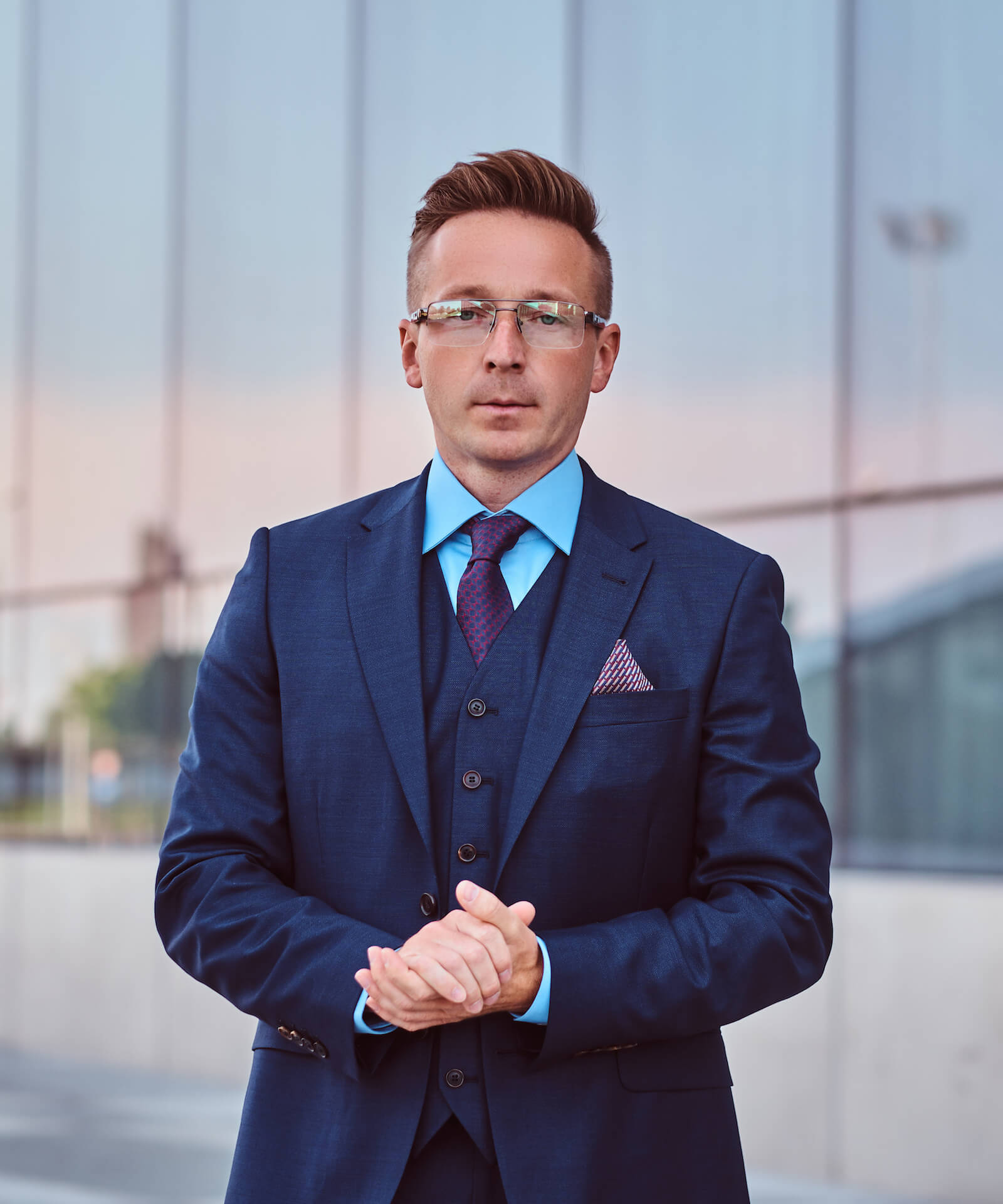 confident-businessman-dressed-in-an-elegant-suit-s-2021-04-04-04-42-35-utc.jpeg confident-businessman-dressed-in-an-elegant-suit-s-2021-04-04-04-42-35-utc.jpeg