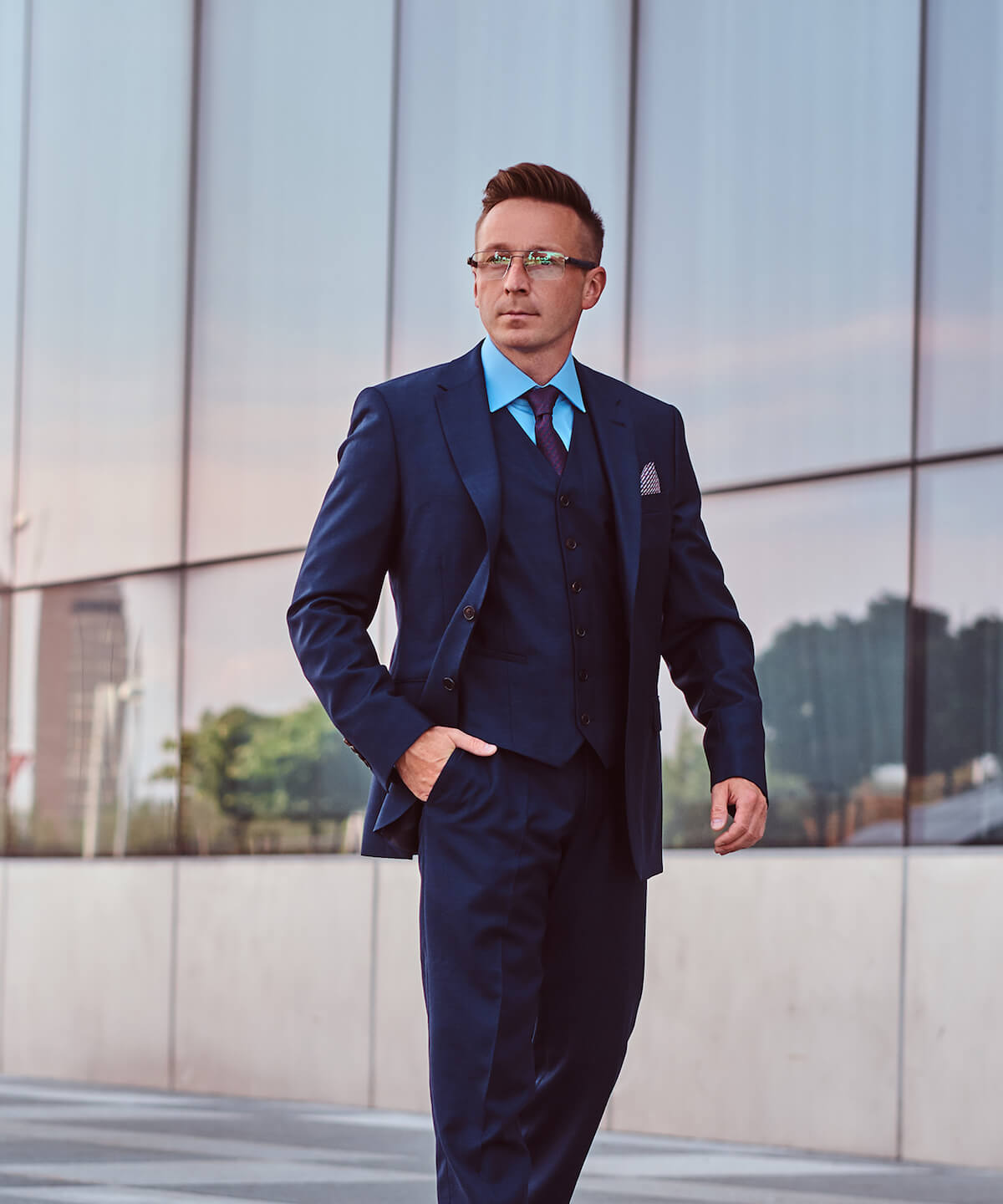 confident-businessman-dressed-in-an-elegant-suit-s-2021-04-04-11-16-50-utc-1.jpeg confident-businessman-dressed-in-an-elegant-suit-s-2021-04-04-11-16-50-utc-1.jpeg